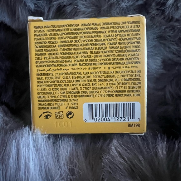 Benefit Powmade #4 New💕 - Picture 7 of 9